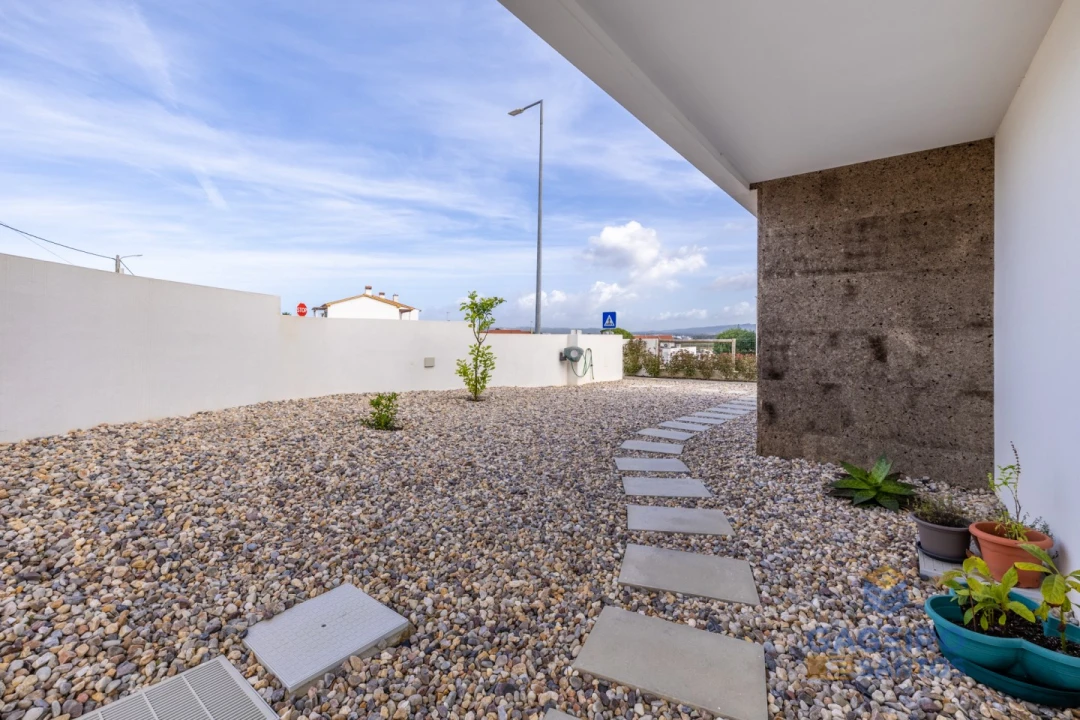 Moradia T3 para Venda em Tornada e Salir do Porto Foto 29