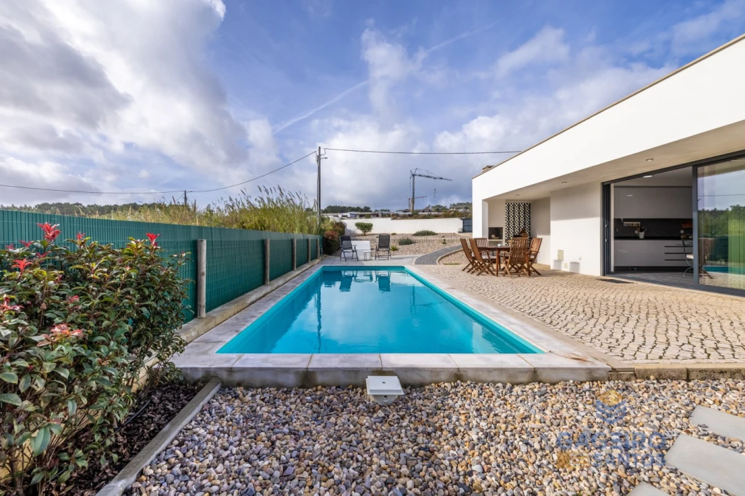 Moradia T3 para Venda em Tornada e Salir do Porto Foto 32