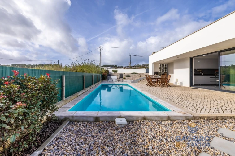 Moradia T3 para Venda em Tornada e Salir do Porto Foto 32