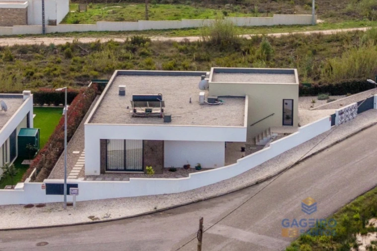 Moradia T3 para Venda em Tornada e Salir do Porto Foto 41