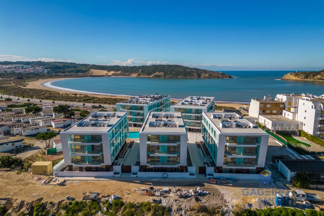 Apartamento T2 para Venda em São Martinho do Porto Foto 27