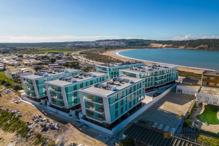 Apartamento T2 para Venda em São Martinho do Porto Foto 25