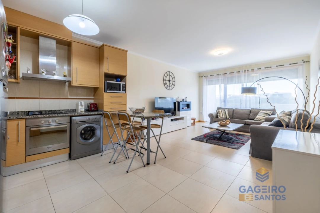 Apartamento T2 para Venda em São Martinho do Porto Foto 15