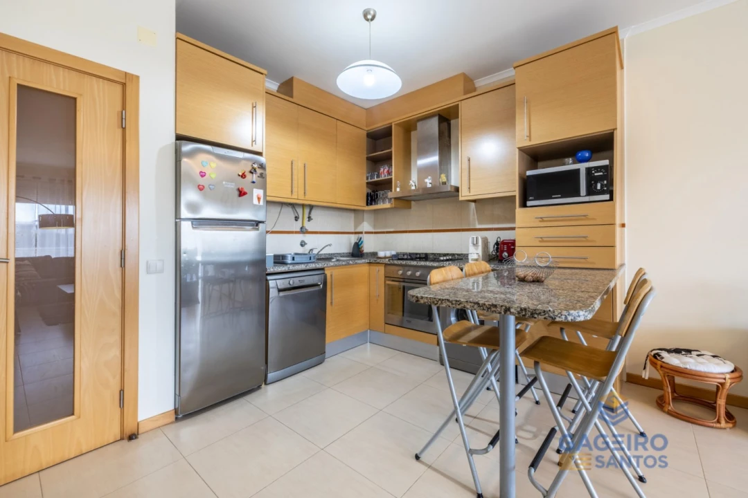 Apartamento T2 para Venda em São Martinho do Porto Foto 4