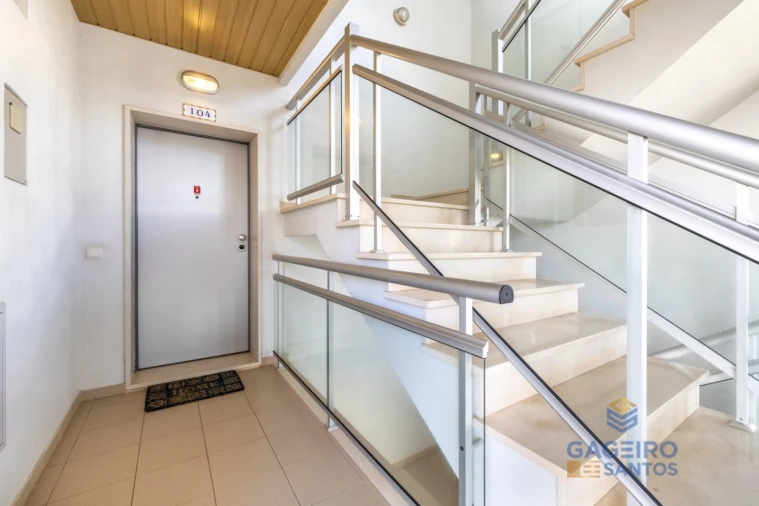 Apartamento T2 para Venda em São Martinho do Porto Foto 11