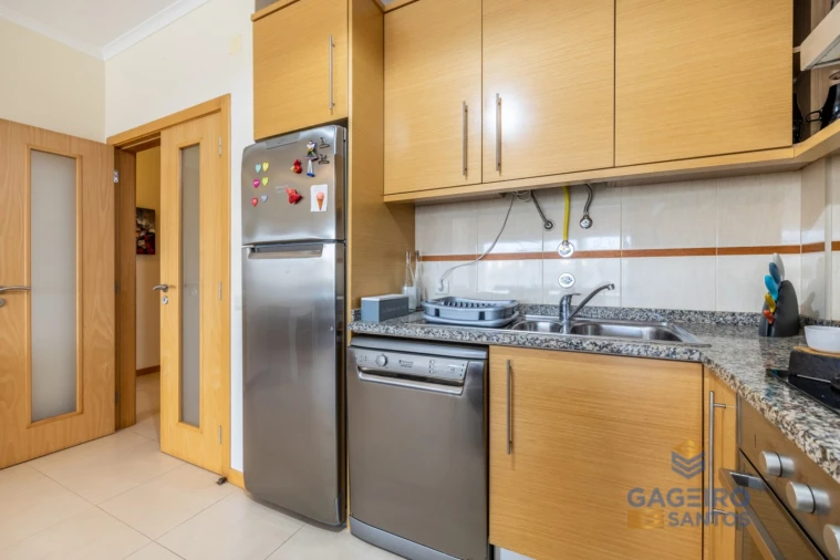 Apartamento T2 para Venda em São Martinho do Porto Foto 16