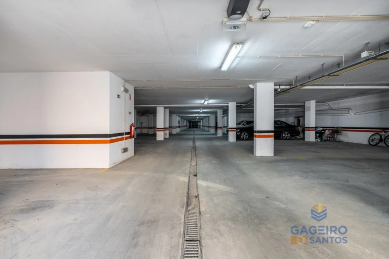 Apartamento T2 para Venda em São Martinho do Porto Foto 26