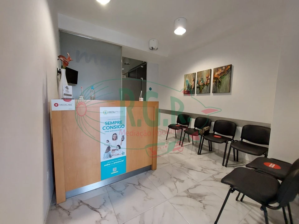 Negócio para Arrendamento em Gondomar (São Cosme), Valbom e Jovim Foto 6