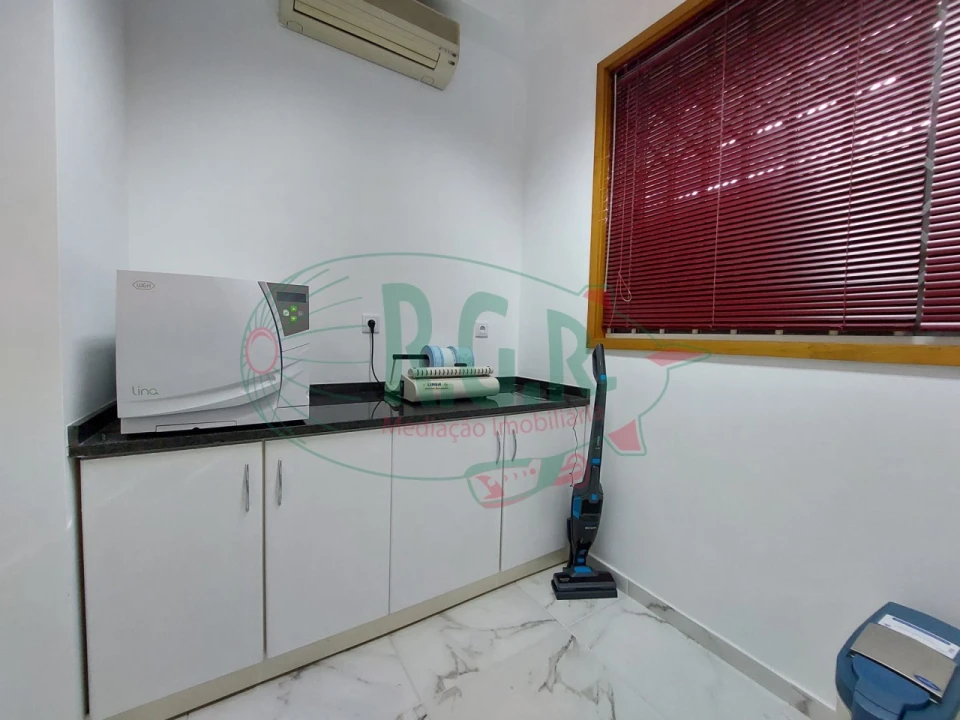 Negócio para Arrendamento em Gondomar (São Cosme), Valbom e Jovim Foto 24