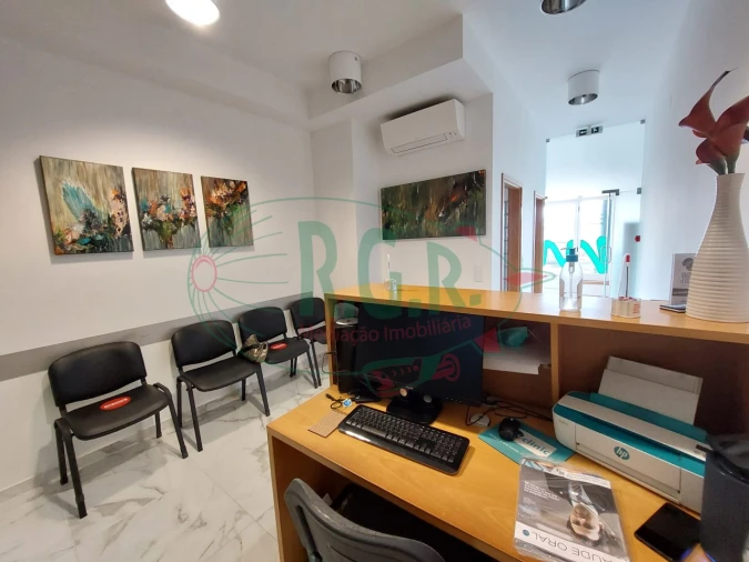 Negócio para Arrendamento em Gondomar (São Cosme), Valbom e Jovim Foto 5