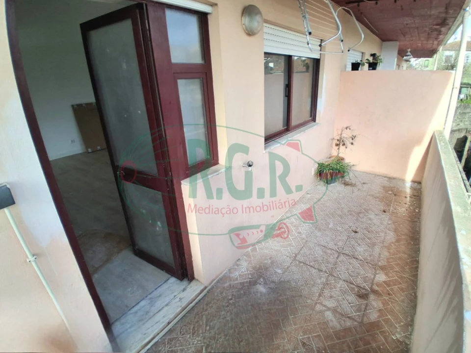 Apartamento T2 para Venda em Rio Tinto Foto 6