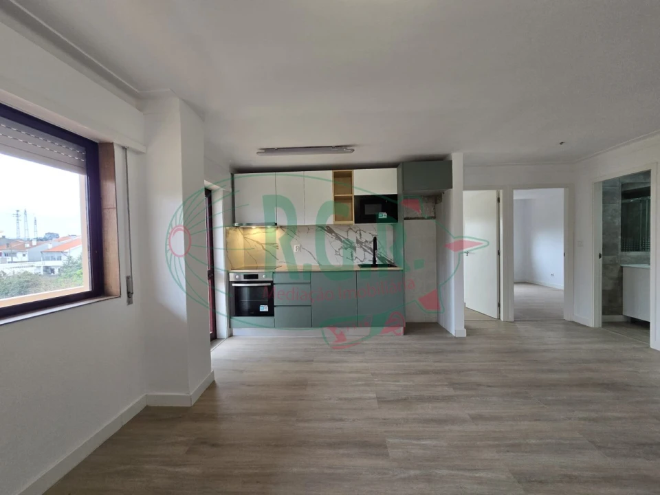 Apartamento T2 para Venda em Rio Tinto Foto 5