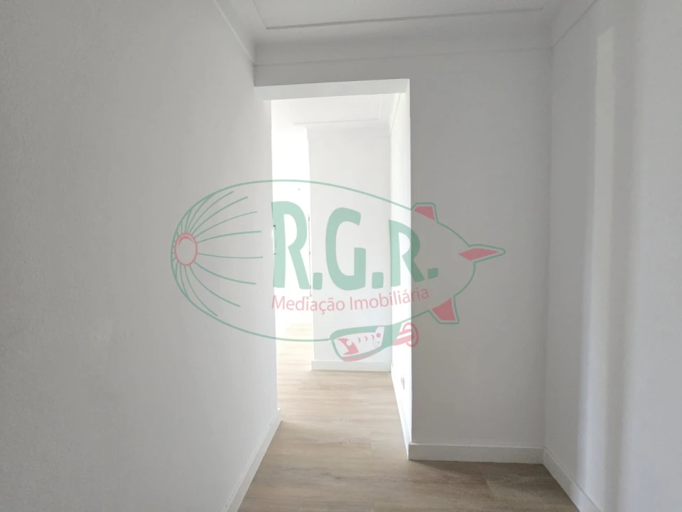 Apartamento T2 para Venda em Rio Tinto Foto 14