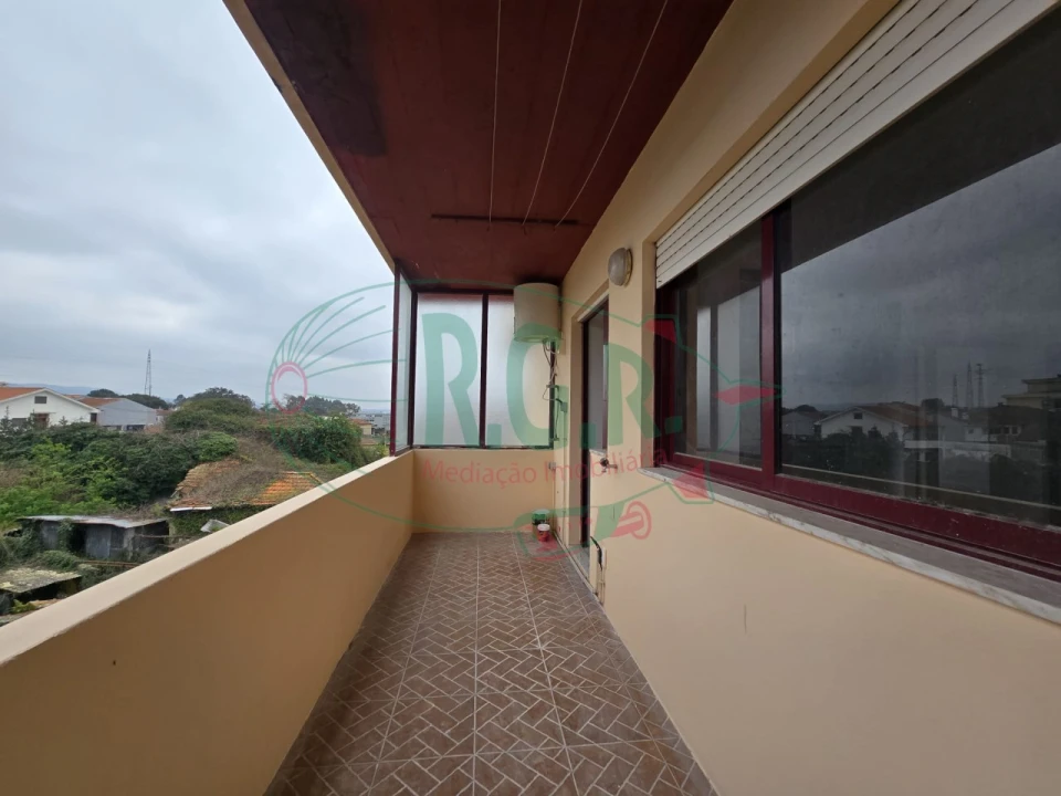 Apartamento T2 para Venda em Rio Tinto Foto 18