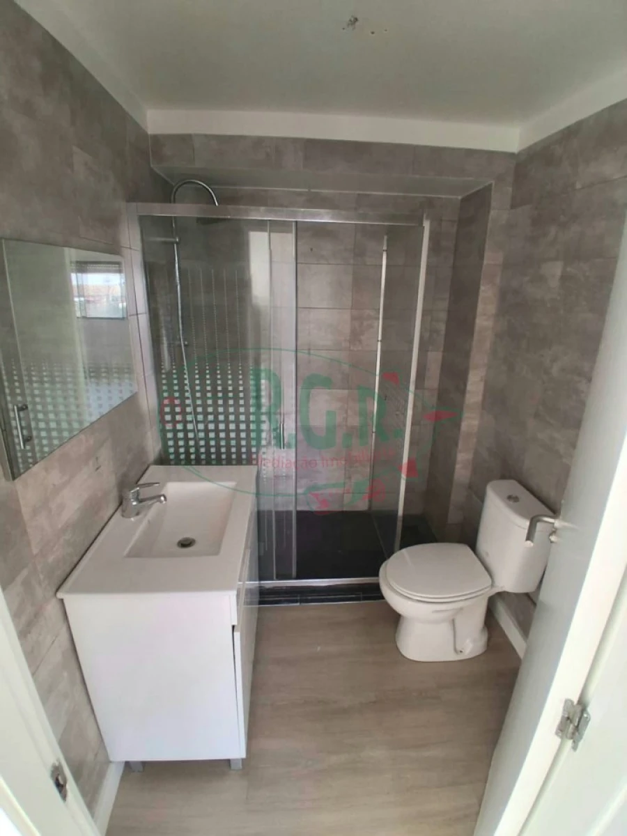 Apartamento T2 para Venda em Rio Tinto Foto 13