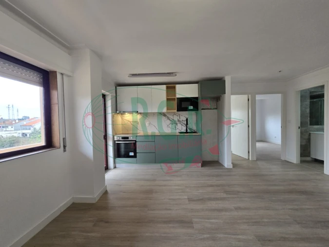 Apartamento T2 para Venda em Rio Tinto Foto 5