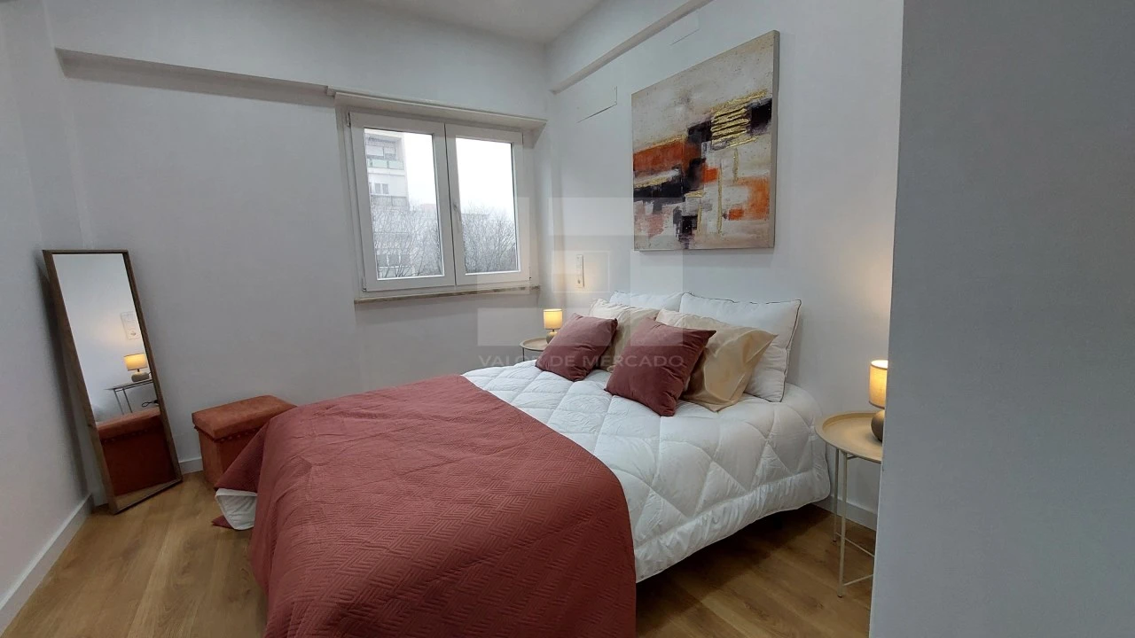 Apartamento T3 para Venda em Benfica Foto 16