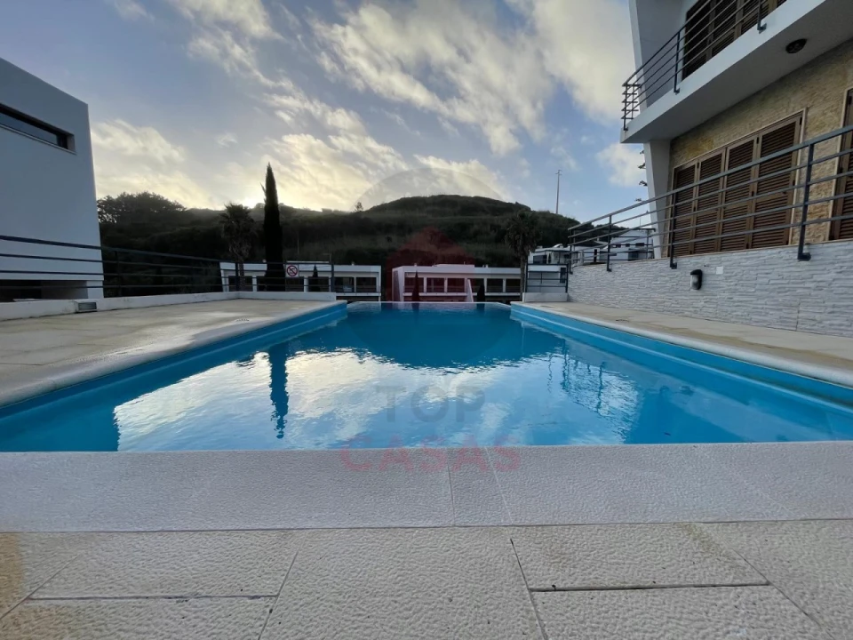 Moradia T3 para Venda em Foz do Arelho Foto 2