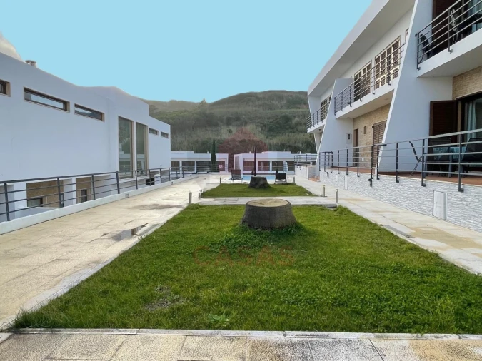 Moradia T3 para Venda em Foz do Arelho Foto 1