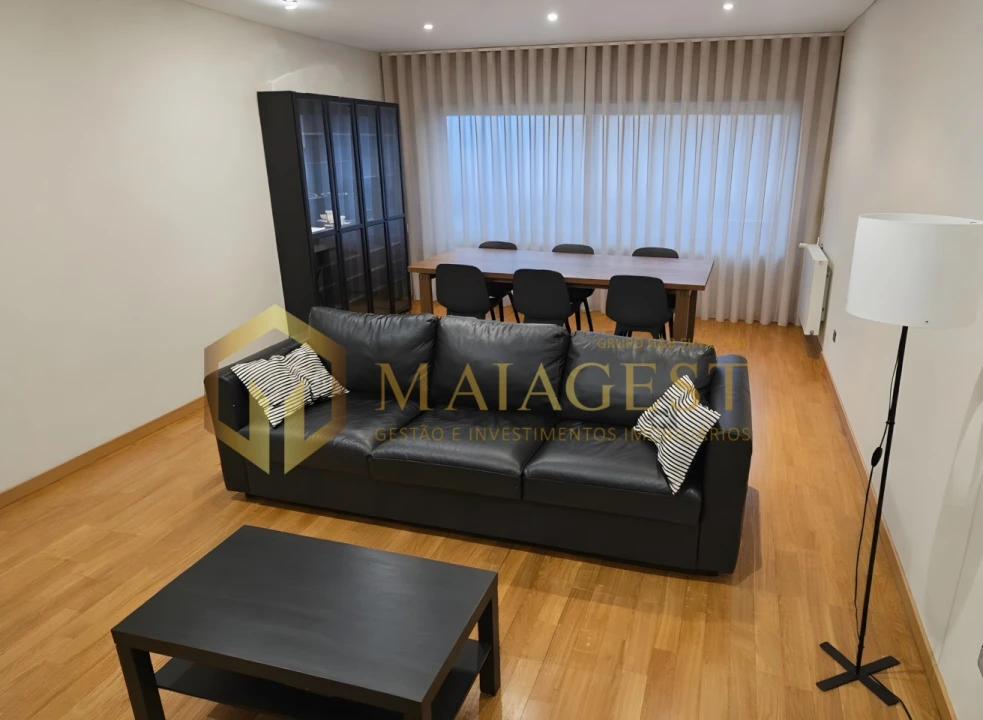 Apartamento T2 para Arrendamento em Rio Tinto Foto 3