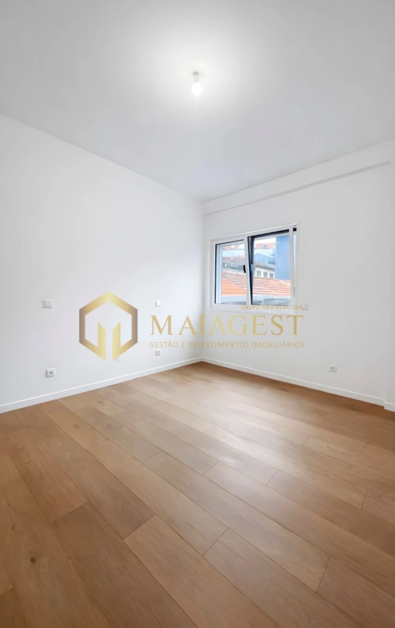 Apartamento T2 para Arrendamento em Cedofeita, Santo Ildefonso, Sé, Miragaia, São Nicolau e Vitória Foto 12