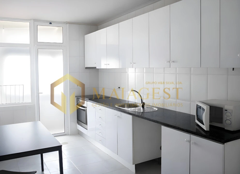 Apartamento T2 para Venda em Avintes Foto 1