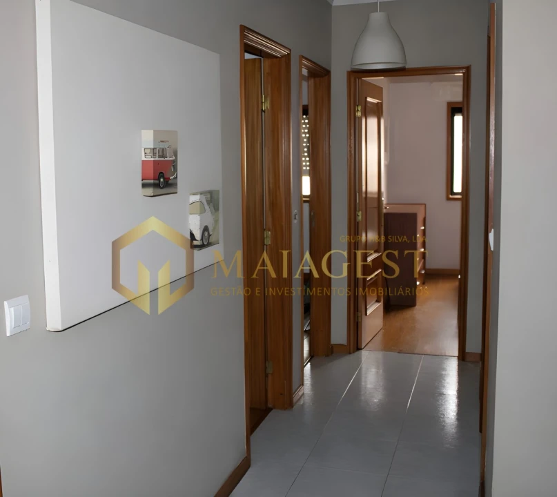 Apartamento T2 para Venda em Avintes Foto 11