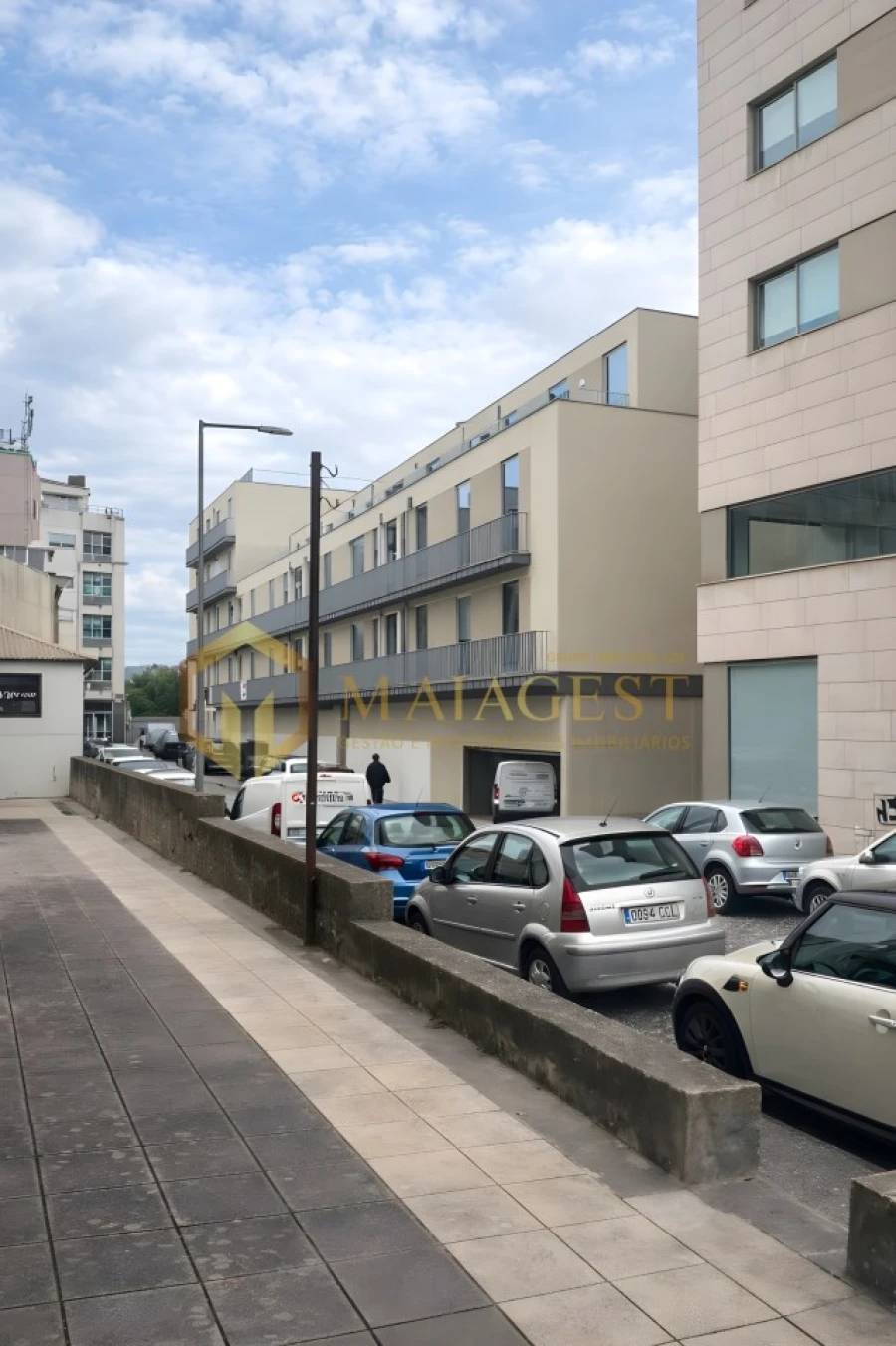 Apartamento T2 para Arrendamento em Cedofeita, Santo Ildefonso, Sé, Miragaia, São Nicolau e Vitória Foto 12