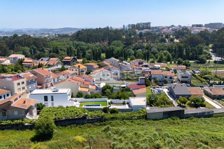 Terreno para Venda em Custóias, Leça do Balio e Guifões Foto 12