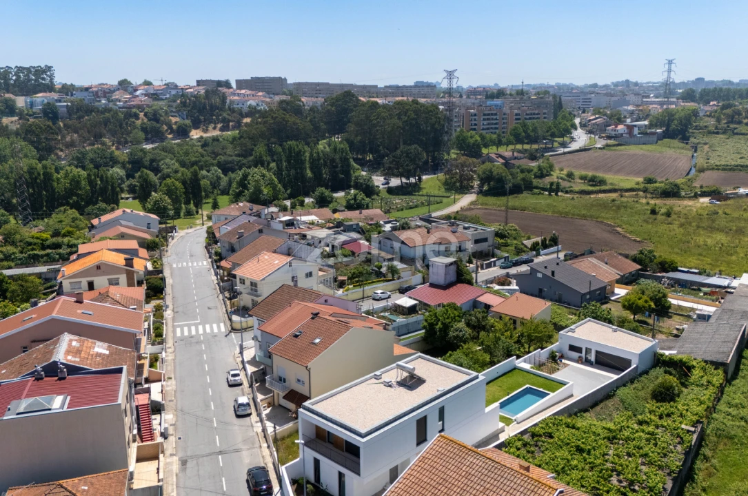 Terreno para Venda em Custóias, Leça do Balio e Guifões Foto 1