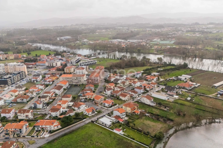 Terreno para Venda em Vila de Prado Foto 19