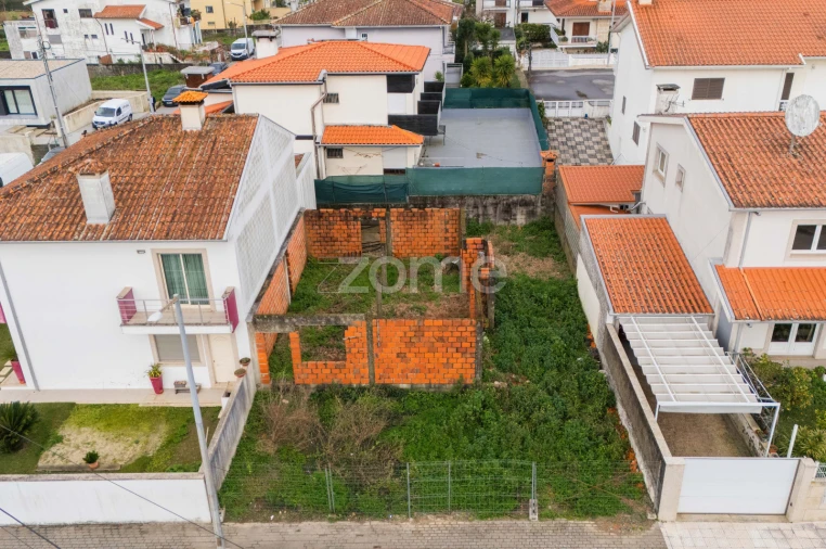 Terreno para Venda em Vila de Prado Foto 13