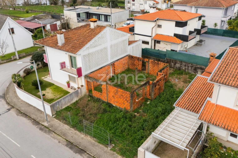 Terreno para Venda em Vila de Prado Foto 14