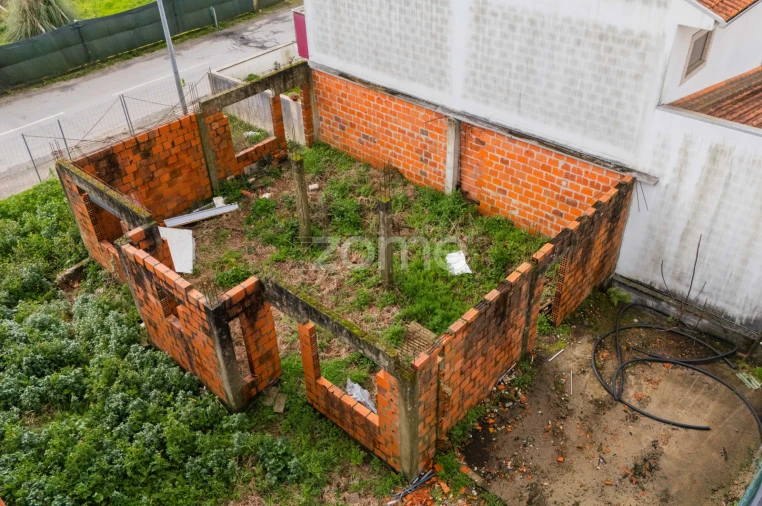 Terreno para Venda em Vila de Prado Foto 16