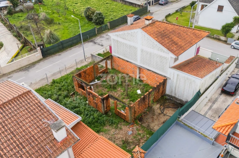 Terreno para Venda em Vila de Prado Foto 17