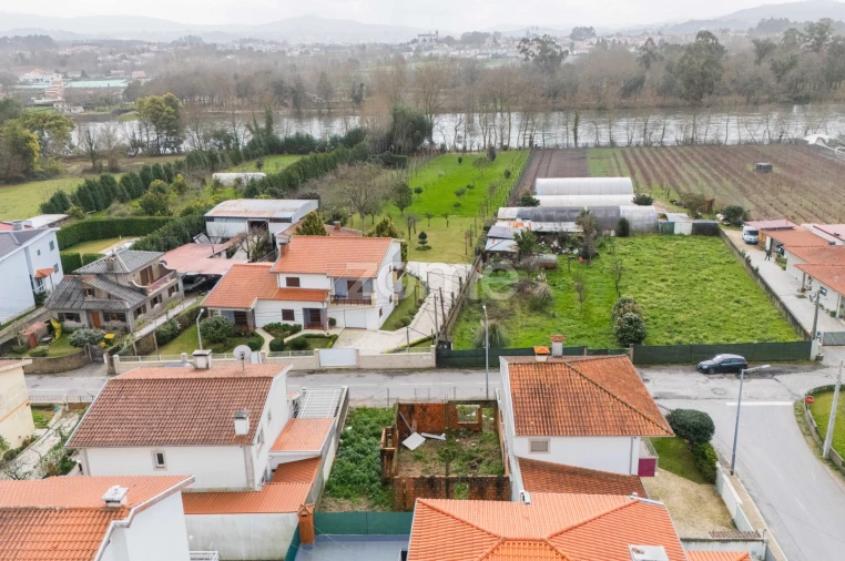 Terreno para Venda em Vila de Prado Foto 18