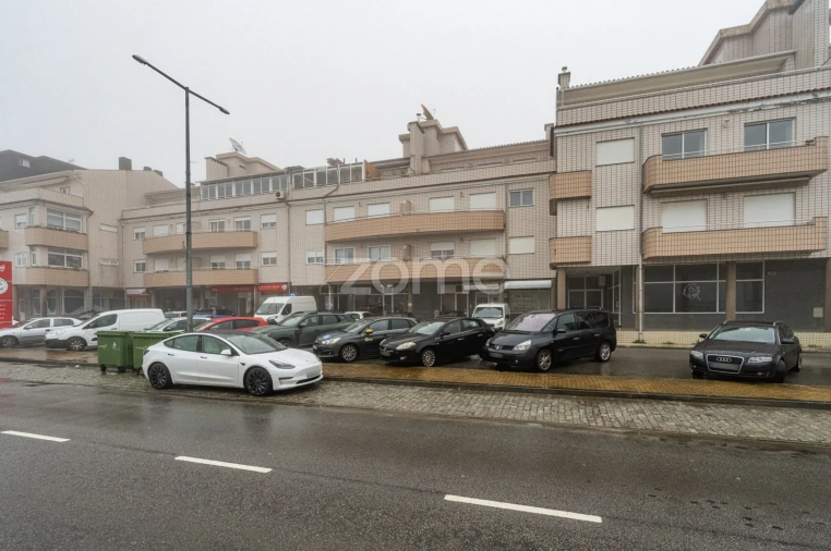 Apartamento T3 para Venda em O. Azeméis, Riba-Ul, Ul, Macinhata Seixa, Madail Foto 24