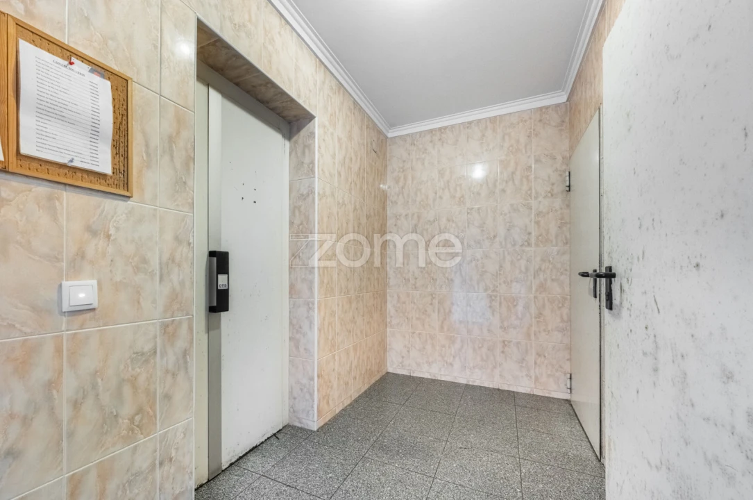 Apartamento T3 para Venda em O. Azeméis, Riba-Ul, Ul, Macinhata Seixa, Madail Foto 23
