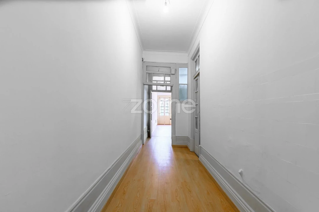 Prédio para Venda em Bonfim Foto 4