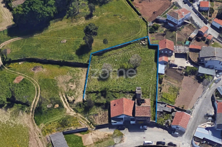 Moradia T3 para Venda em Nogueira e Silva Escura Foto 4