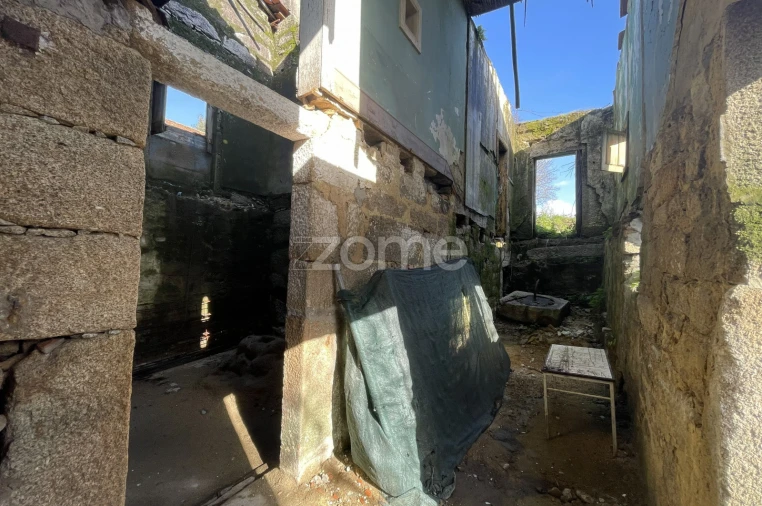 Moradia T3 para Venda em Nogueira e Silva Escura Foto 5