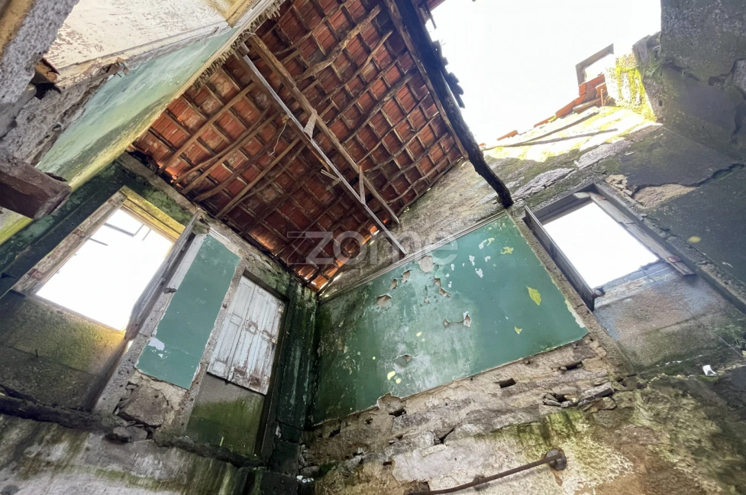 Moradia T3 para Venda em Nogueira e Silva Escura Foto 6