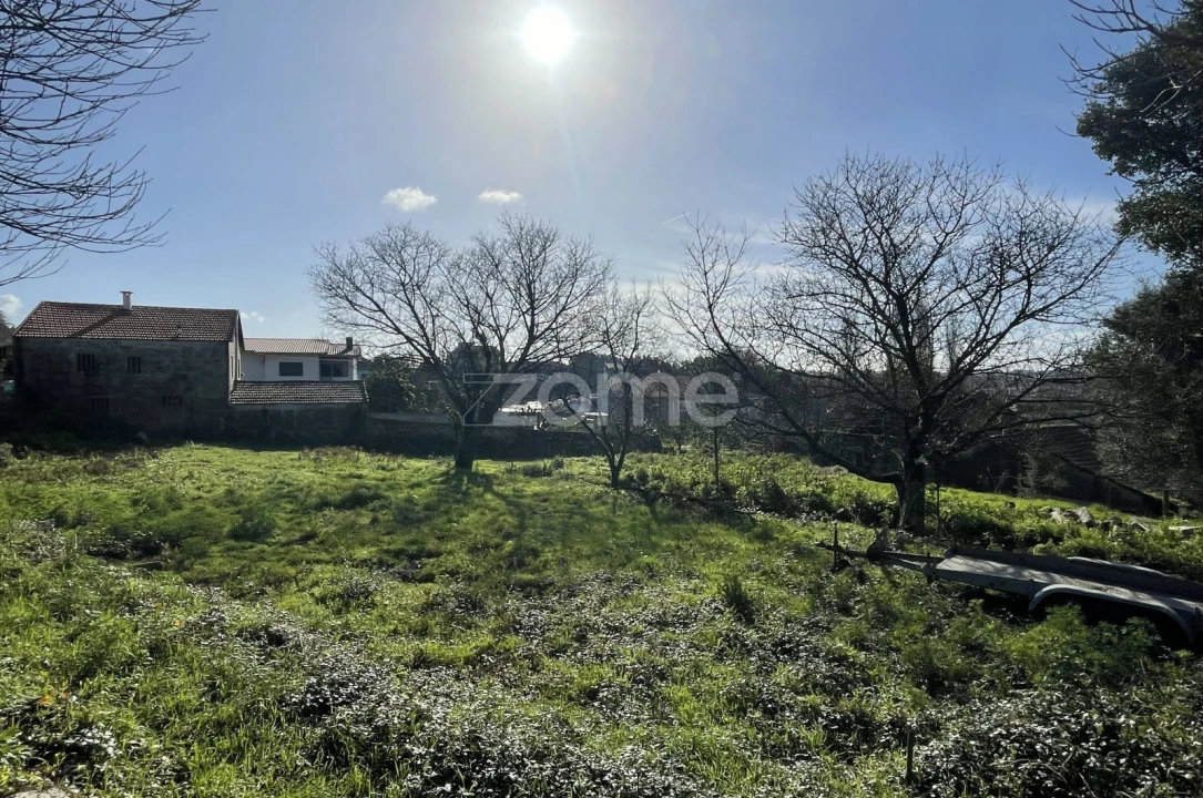 Moradia T3 para Venda em Nogueira e Silva Escura Foto 19