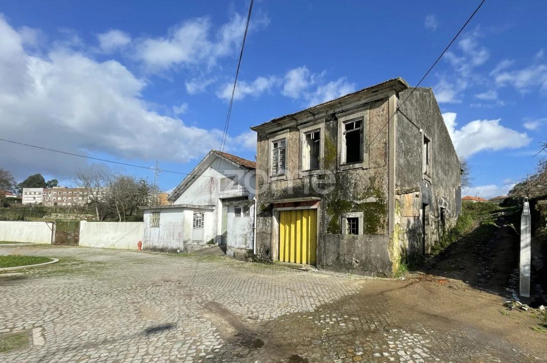 Moradia T3 para Venda em Nogueira e Silva Escura Foto 3