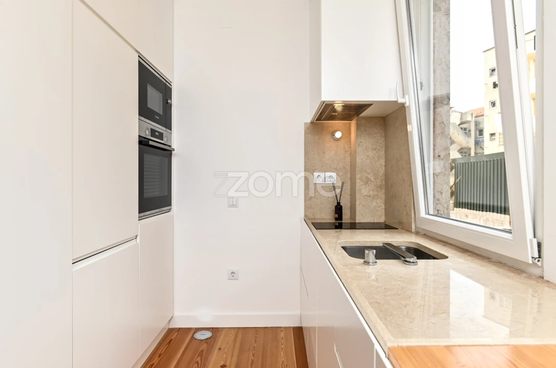 Apartamento T1 para Arrendamento em Estrela Foto 6