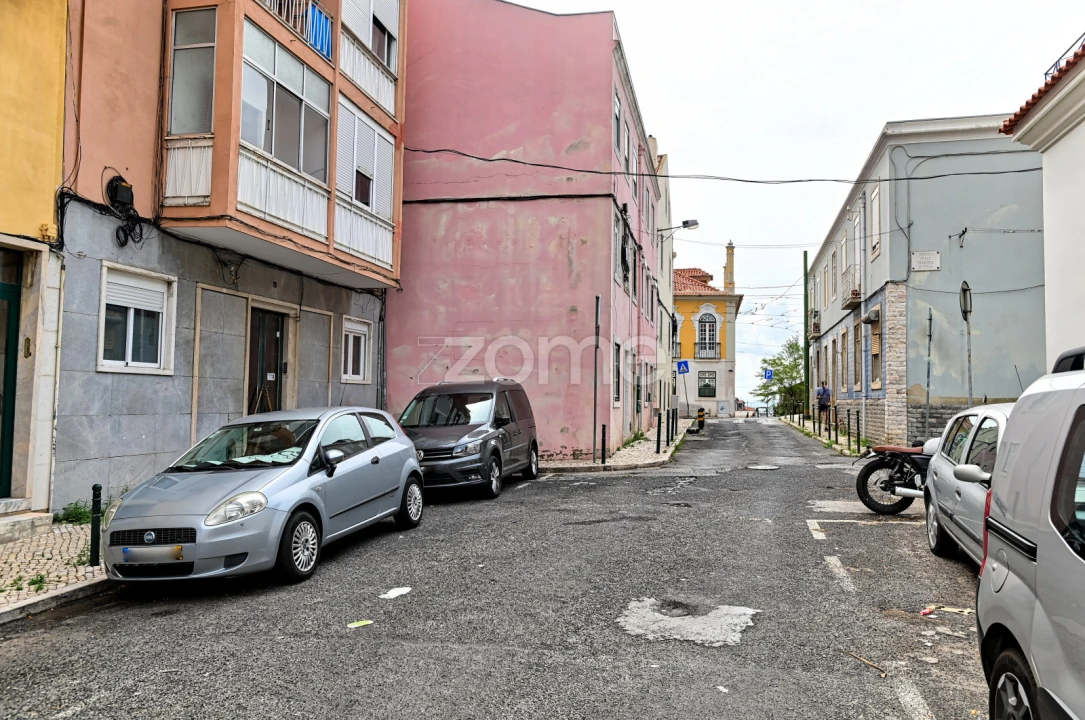 Apartamento T1 para Arrendamento em Estrela Foto 26