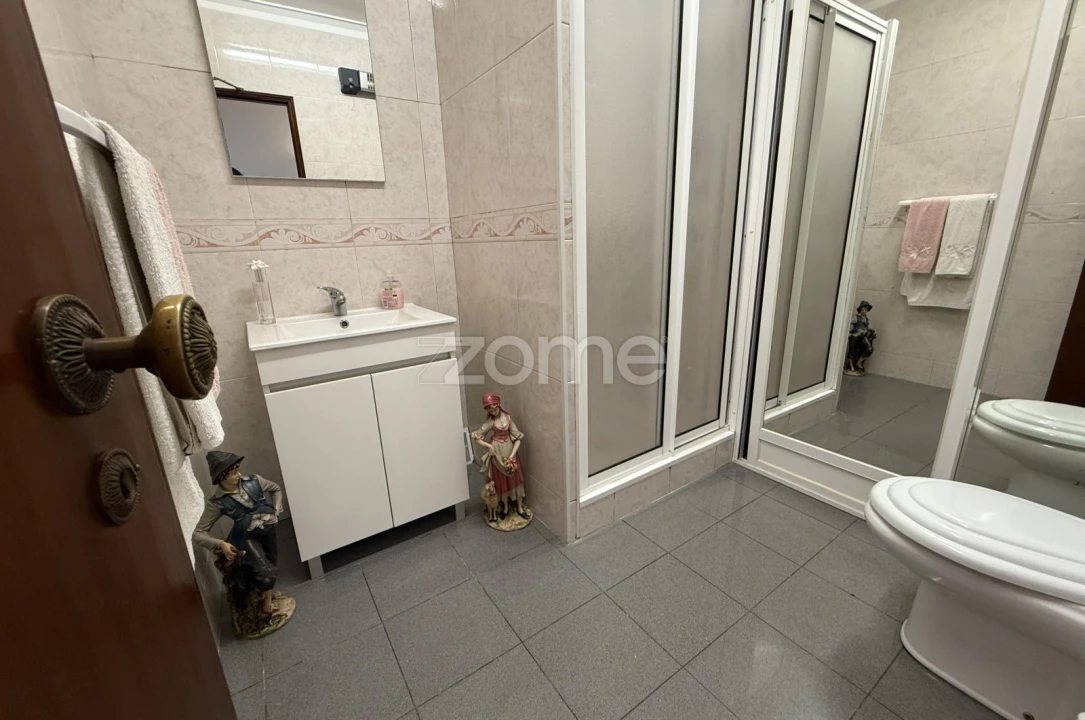 Moradia T3 para Venda em São Domingos de Rana Foto 14