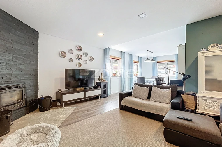 Apartamento T3 para Venda em Buarcos Foto 2