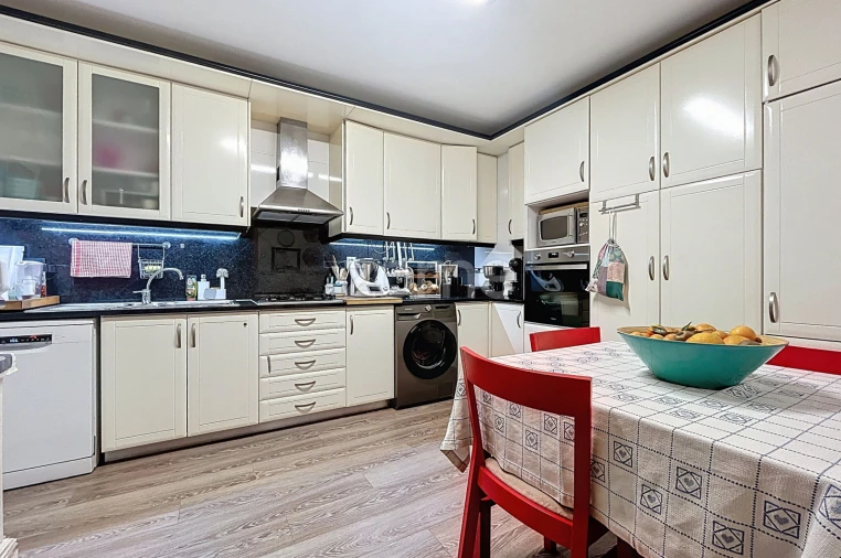 Apartamento T3 para Venda em Buarcos Foto 16