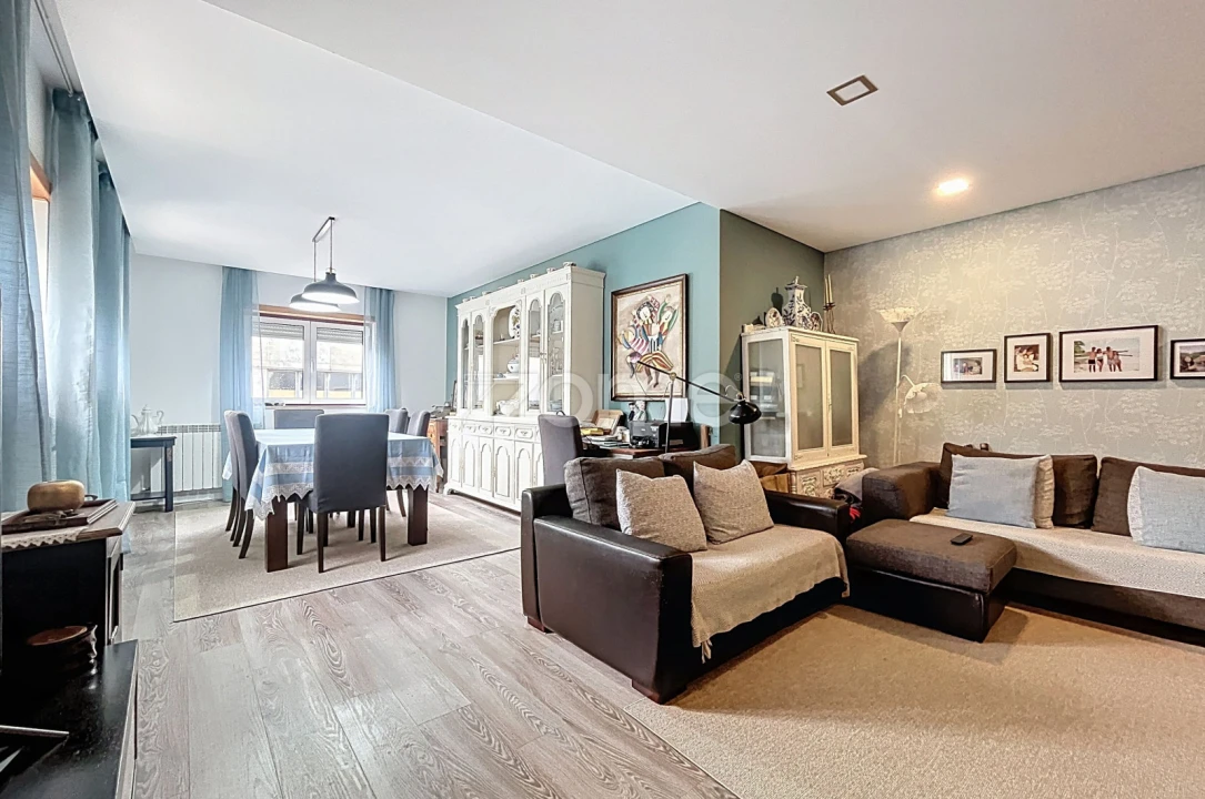 Apartamento T3 para Venda em Buarcos Foto 1